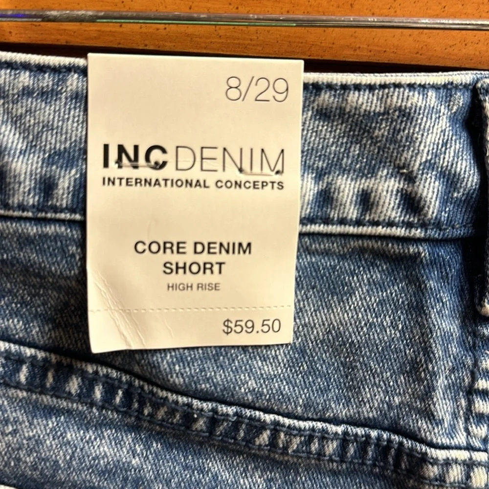 INC Core Short - Picture 3 of 5